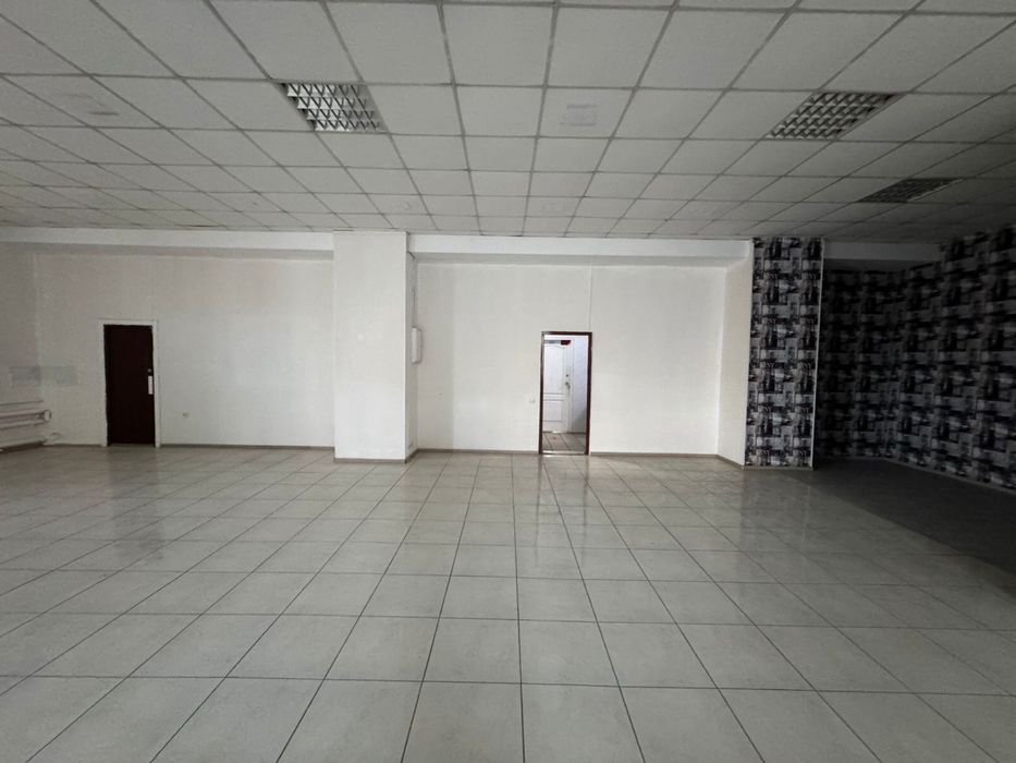 Здам в оренду велике приміщення проспект Науки