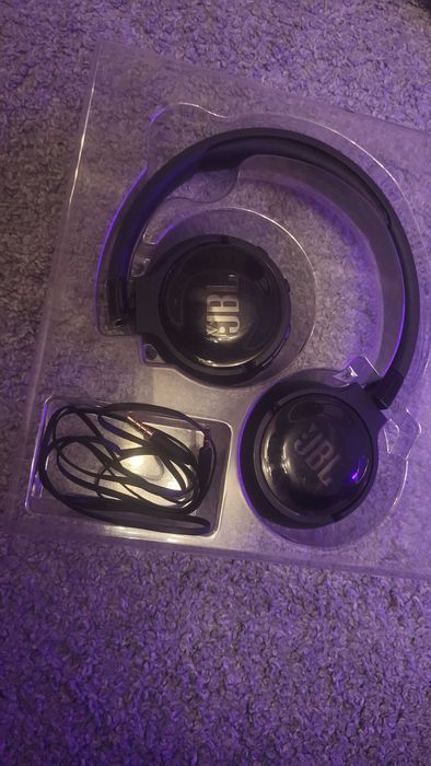 JBL Tune 600BTNC | Отличное состояние | Полный комплект