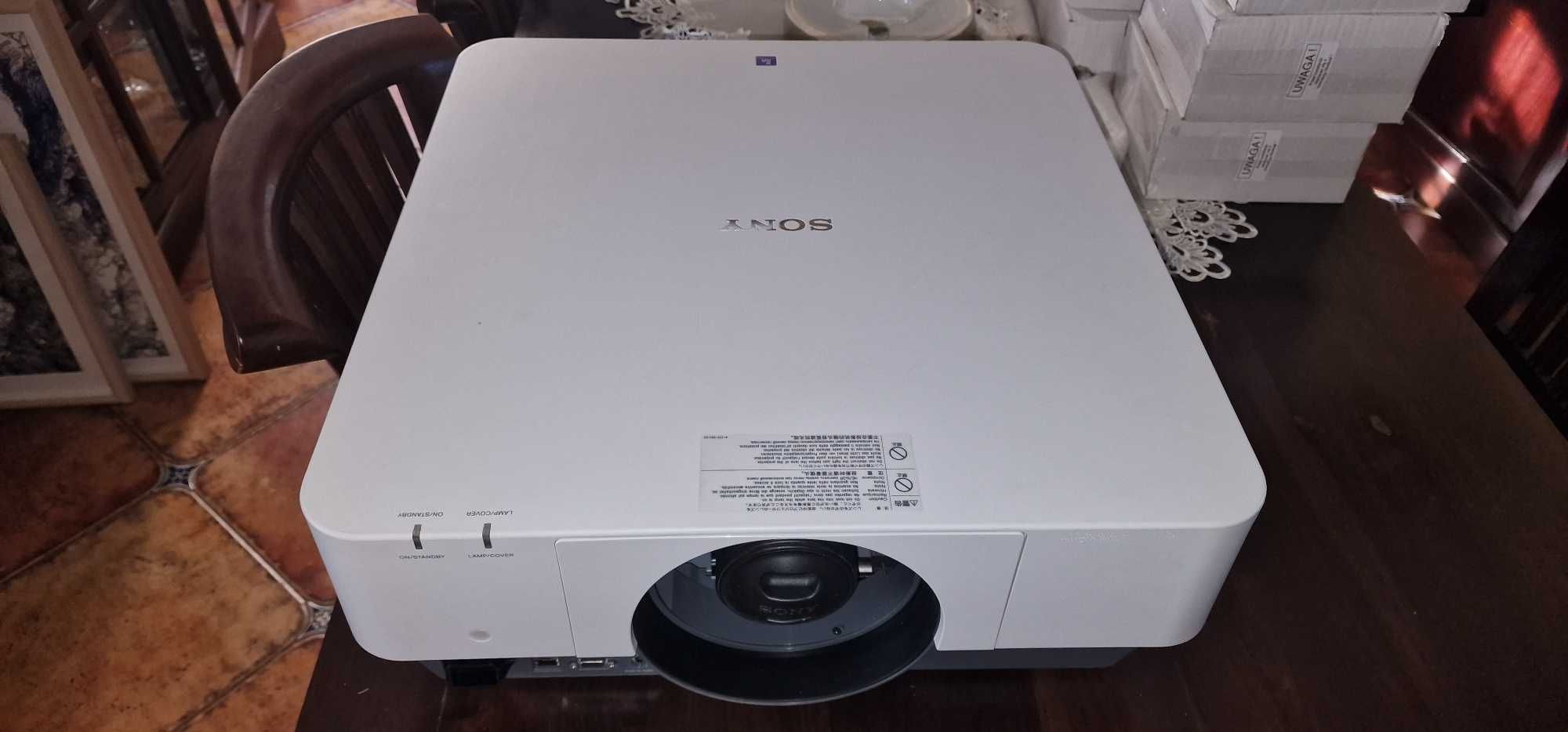 Rzutnik Projektor Sony VPL-FX500, dwie lampy, profesjonalny, winda!