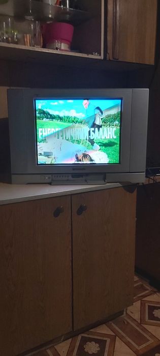 Телевізор  FHILIPS 32".