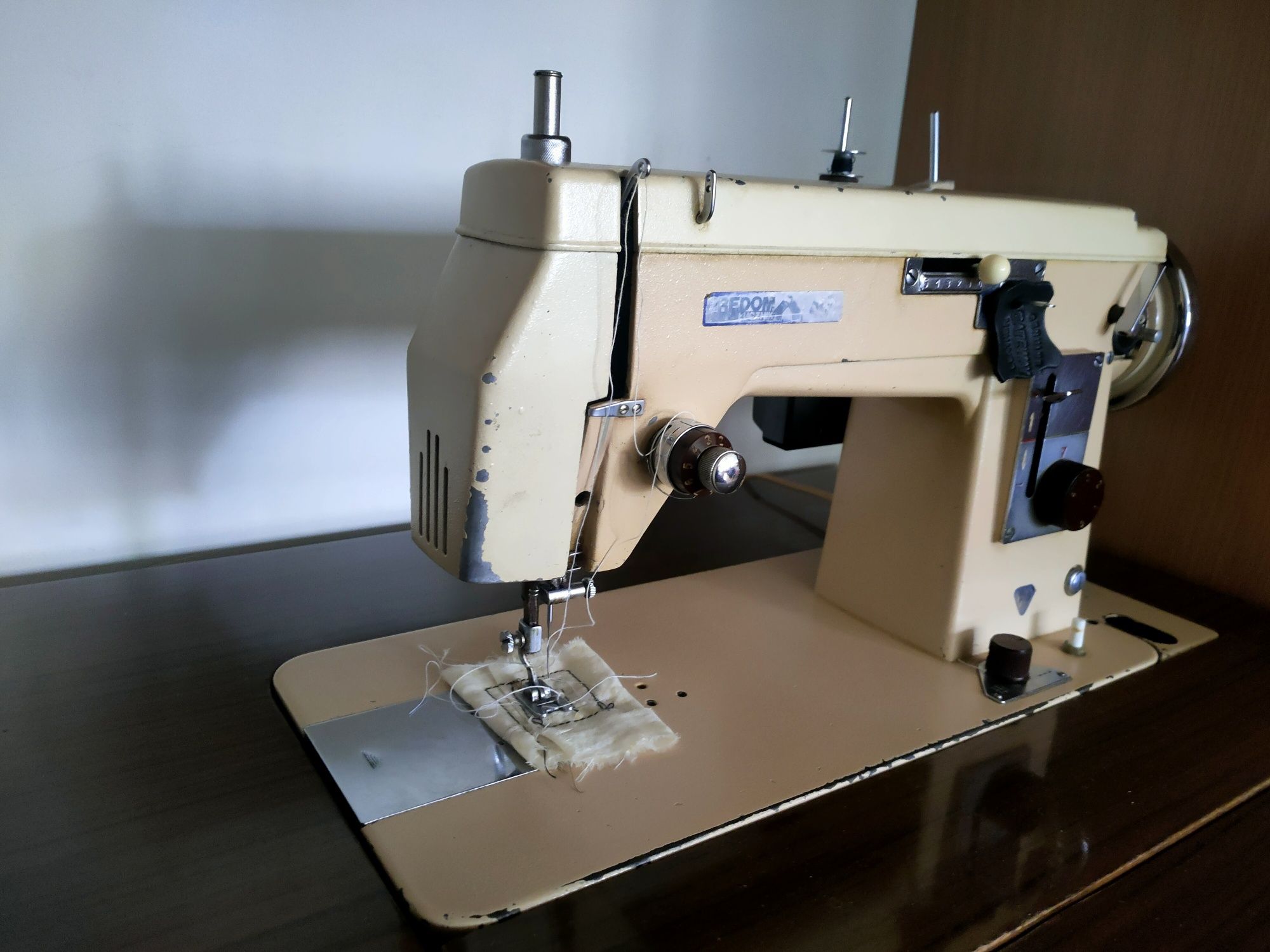 Maszyna do szycia Łucznik Predom KL. 431