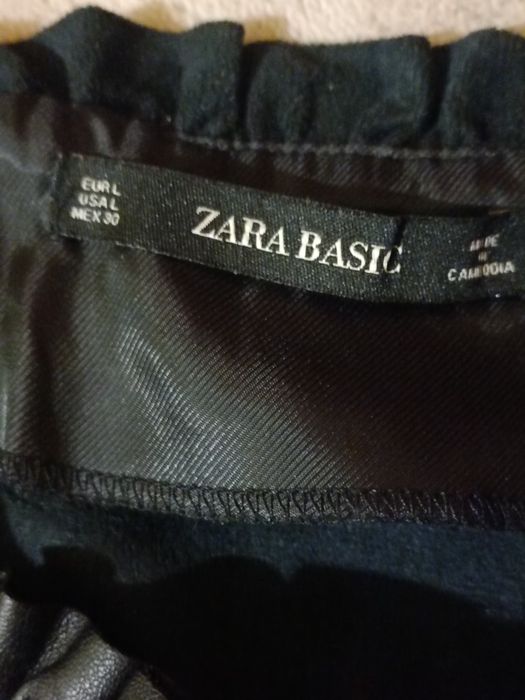 Юбка Zara очень хорошего качества купите не пожалеете.