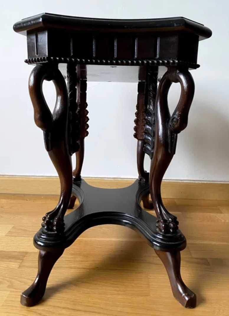 Mesa antiga em mogno com cisnes entalhados – séc. XIX / XX
