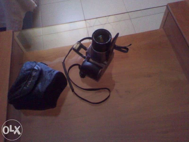 Olympus IS-200 Semi-Professional Camera—Fully Functional64285992381953123