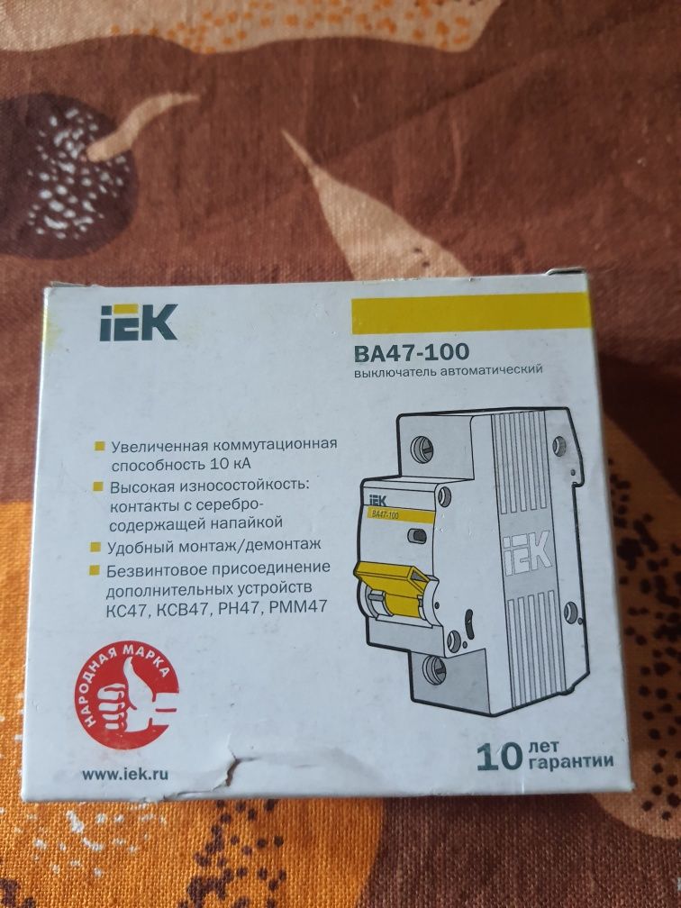 Автоматический выключатель IEK ВА47-100