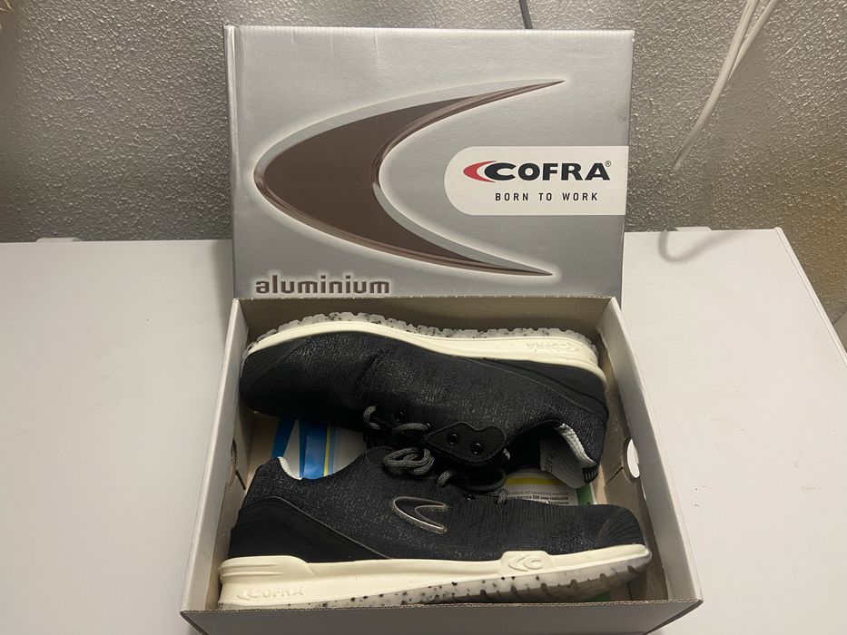 Sapatos de segurança Cofra - novos