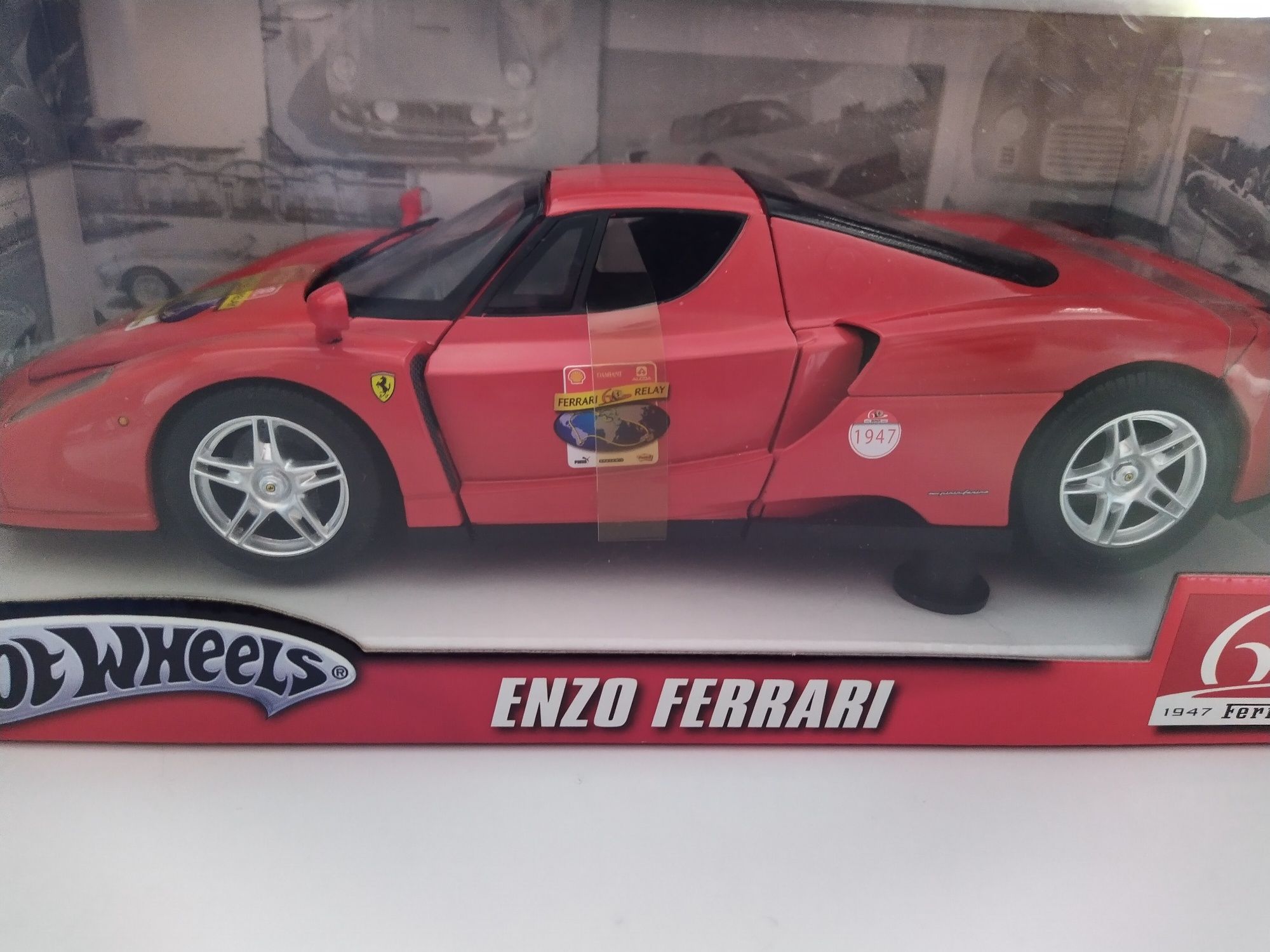 Ferrari Enzo Hot wheels 1:18