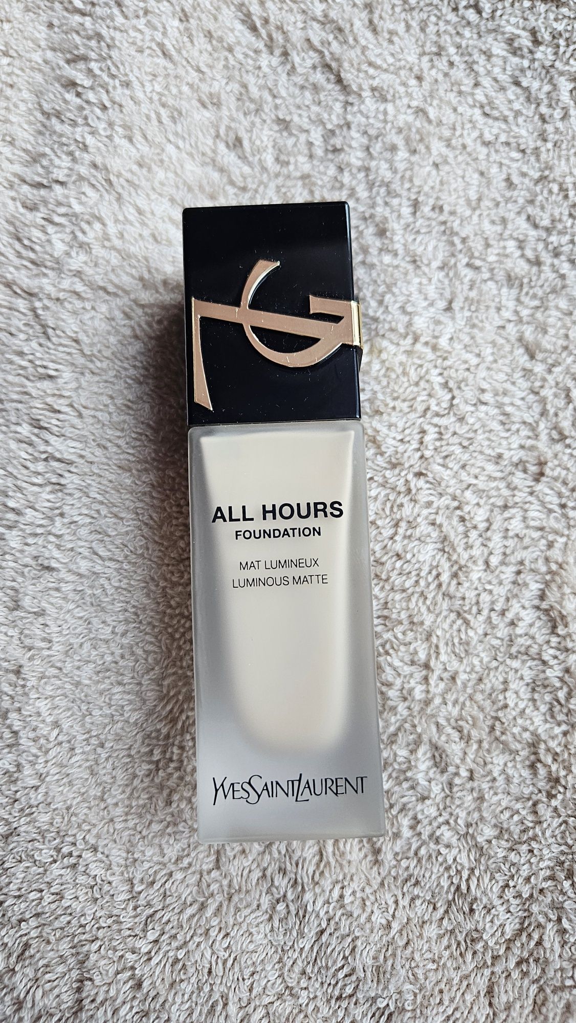 YSL Yves Saint Laurent All Hours Foundation Podkład LN1
 Jak nowy