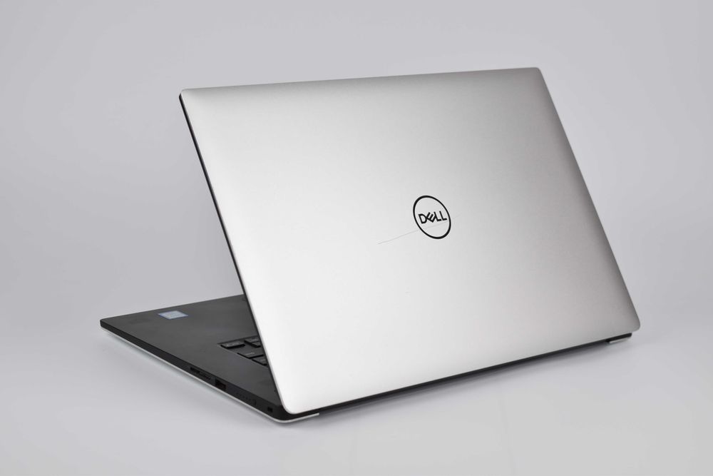 Dell Precision 5530 i7-8850H P2000 16/32гб 512/1тб Ігровий Ноутбук