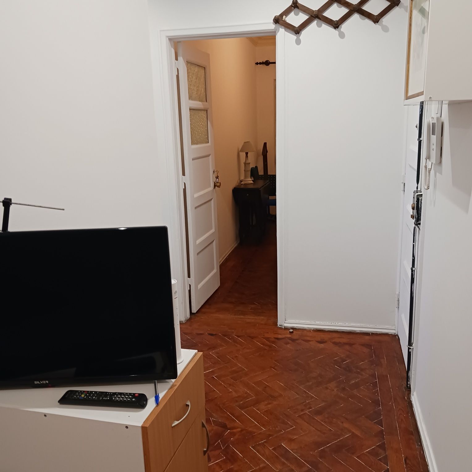 Sete rios/zoo T2 c 3 quartos, equipado e mobilado, com tudo, bom local