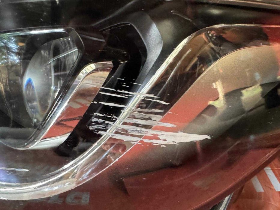 Farol LED original Mercedes-Benz Classe A W176 lado esquerdo A176906