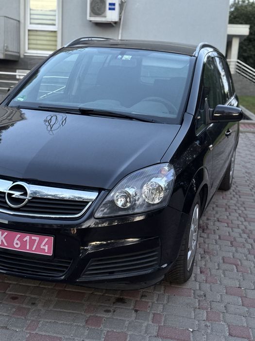 Продам Opel Zafira B свіжо пригнана