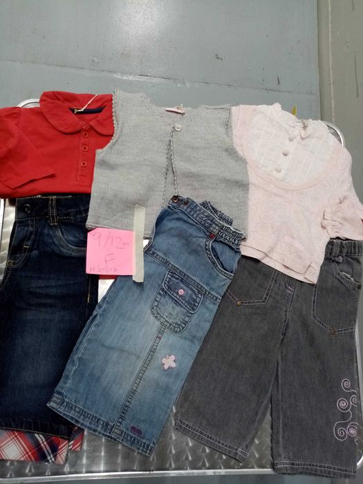 Roupa de bebé em lotes em 2a mão em bom estado