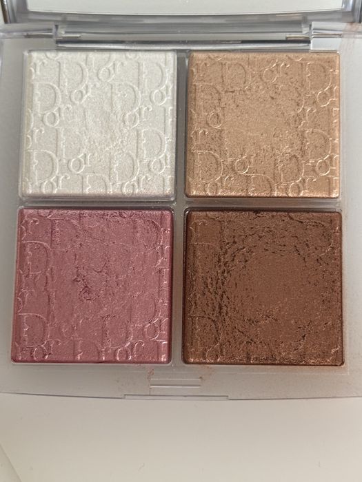DIOR Backstage Glow paleta rozswietlaczy
