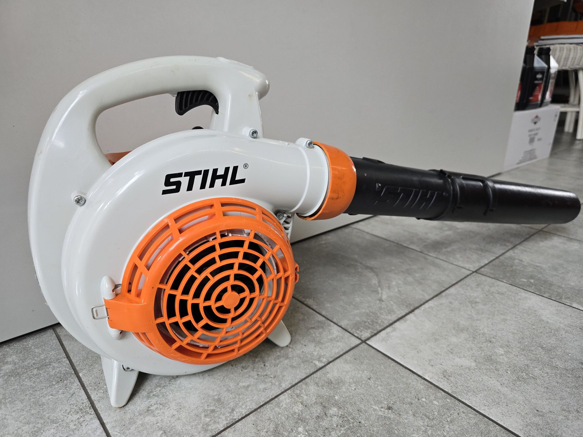 Dmuchawa do liści Stihl BG 56 Raty Serwis