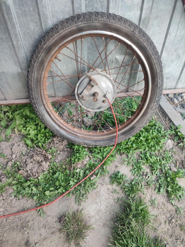Sprzedam 2 Koła od jawa 50