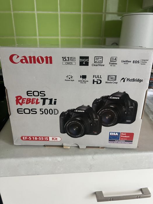 Фотоапарат canon