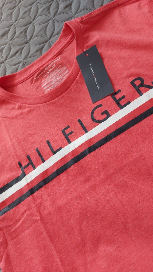 Koszulka Tommy Hilfiger r.M