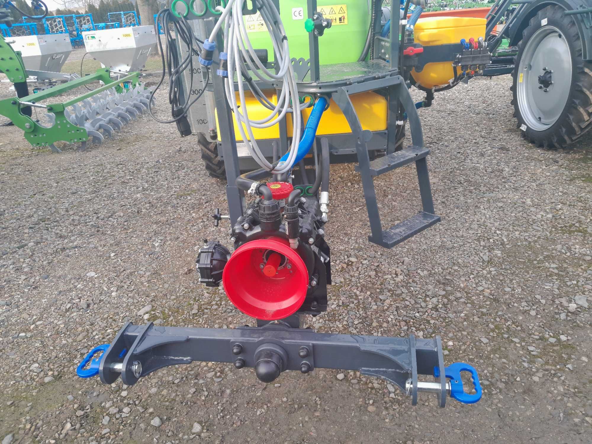 Opryskiwacz Bruno X 2000 l 15 m lance komputer Tolmet własna hydraulik