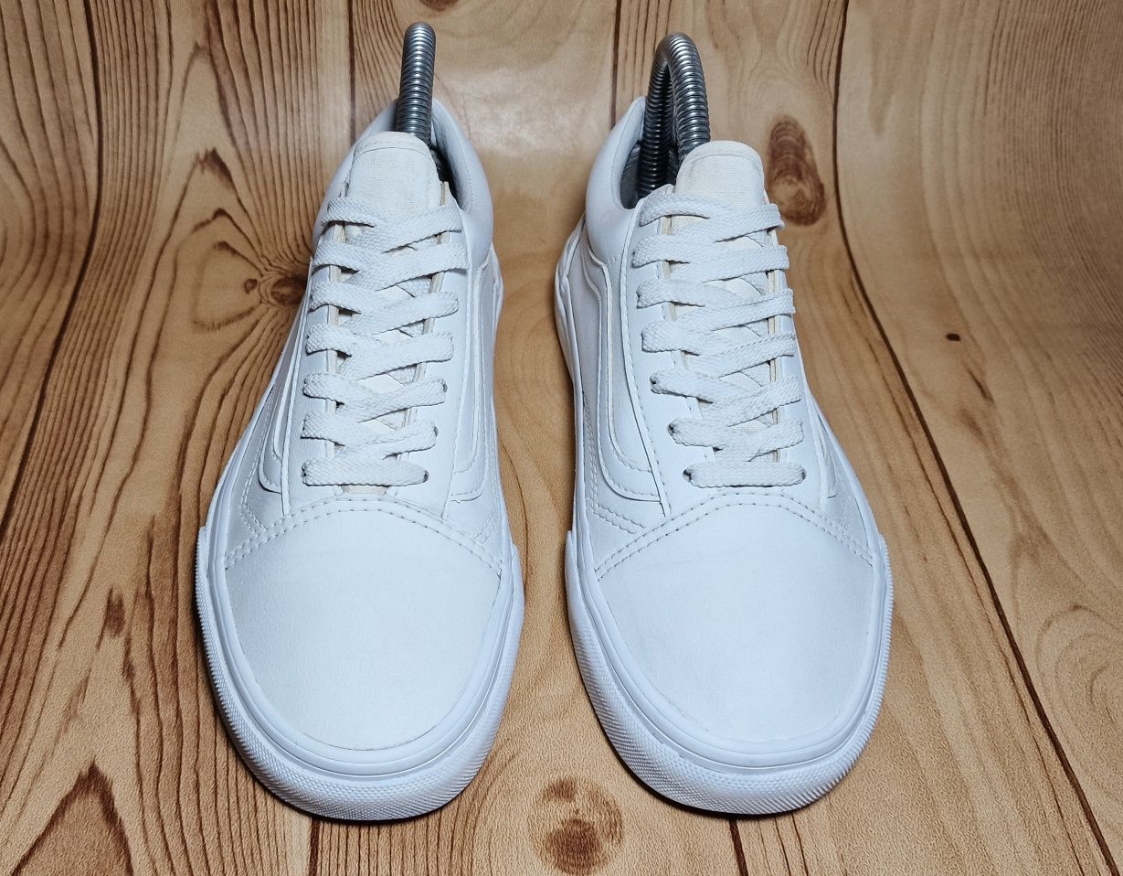 Кожаные кроссовки Vans 36 размер