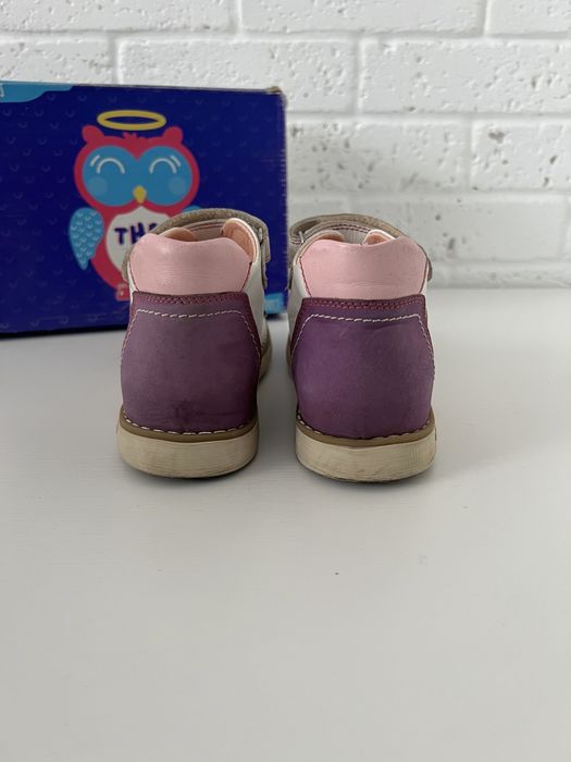 Ортопедичні босоніжки для дівчаток Theo Leo 30роз.