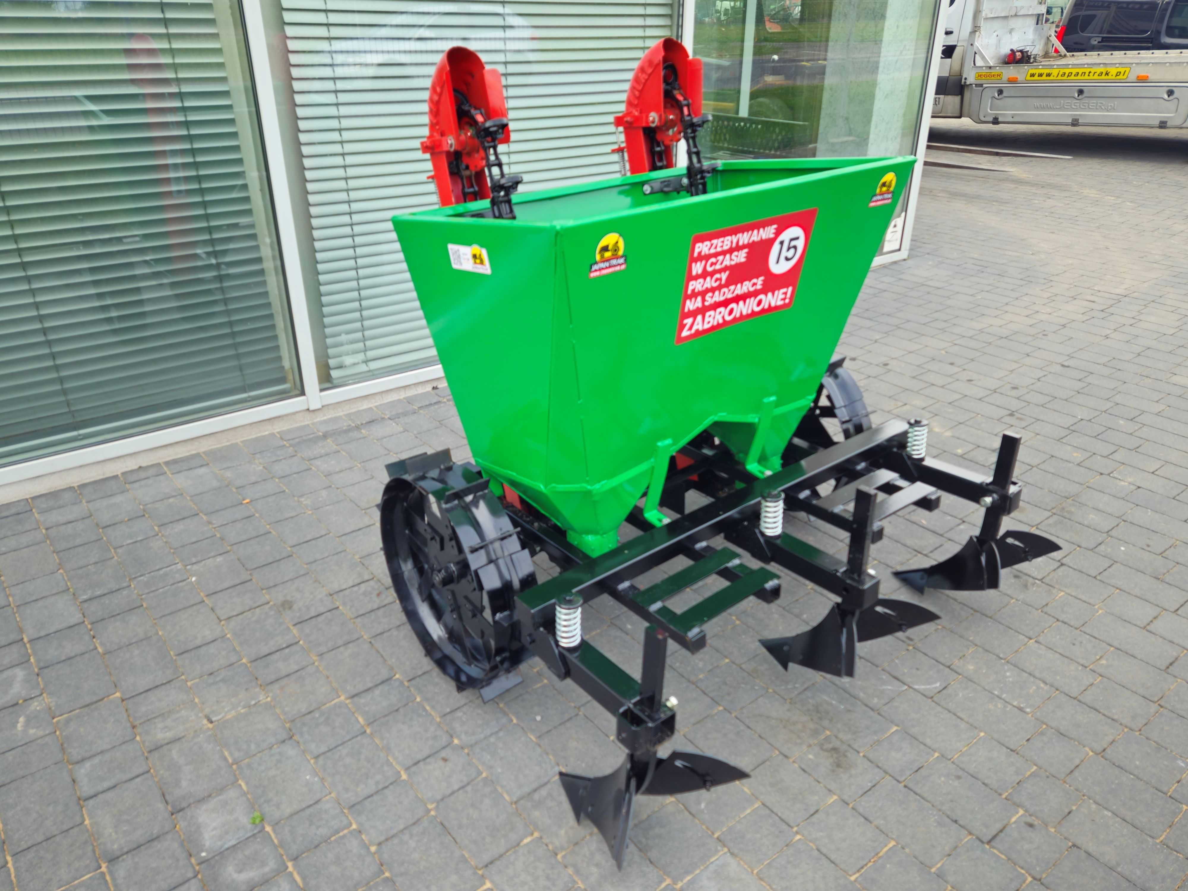Sadzarka do ziemniaków 2-rzędowa, MIKANN, JAPAN TRAK