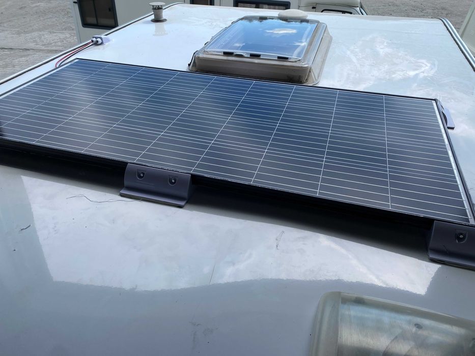 Doposażenie Serwis części naprawa do przyczep kempingowych i kamperów