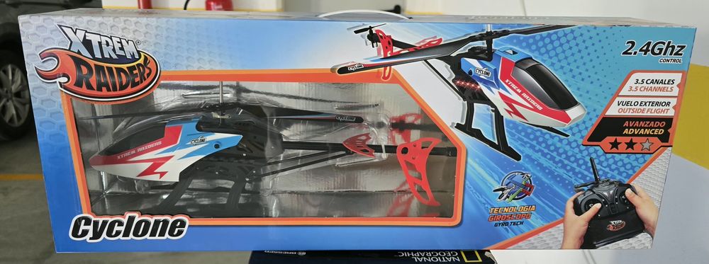 Helicóptero telecomandado, por estrear
