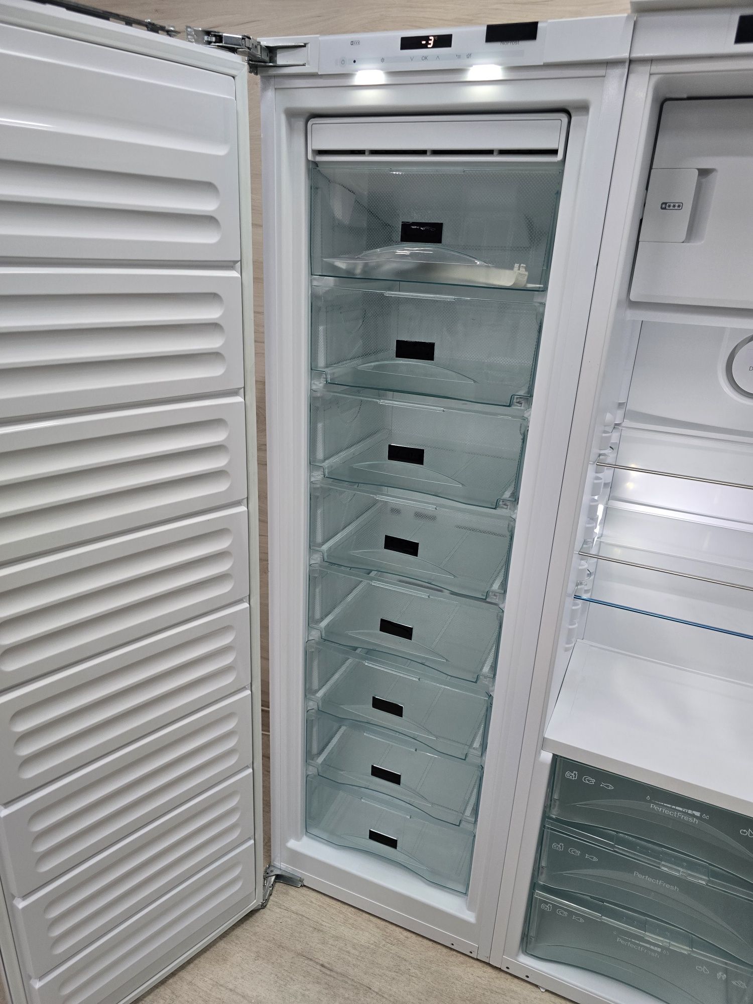 Холодильник + Морозилка SIDE-BY-SIDE Мілє NoFrost PerfectFresh