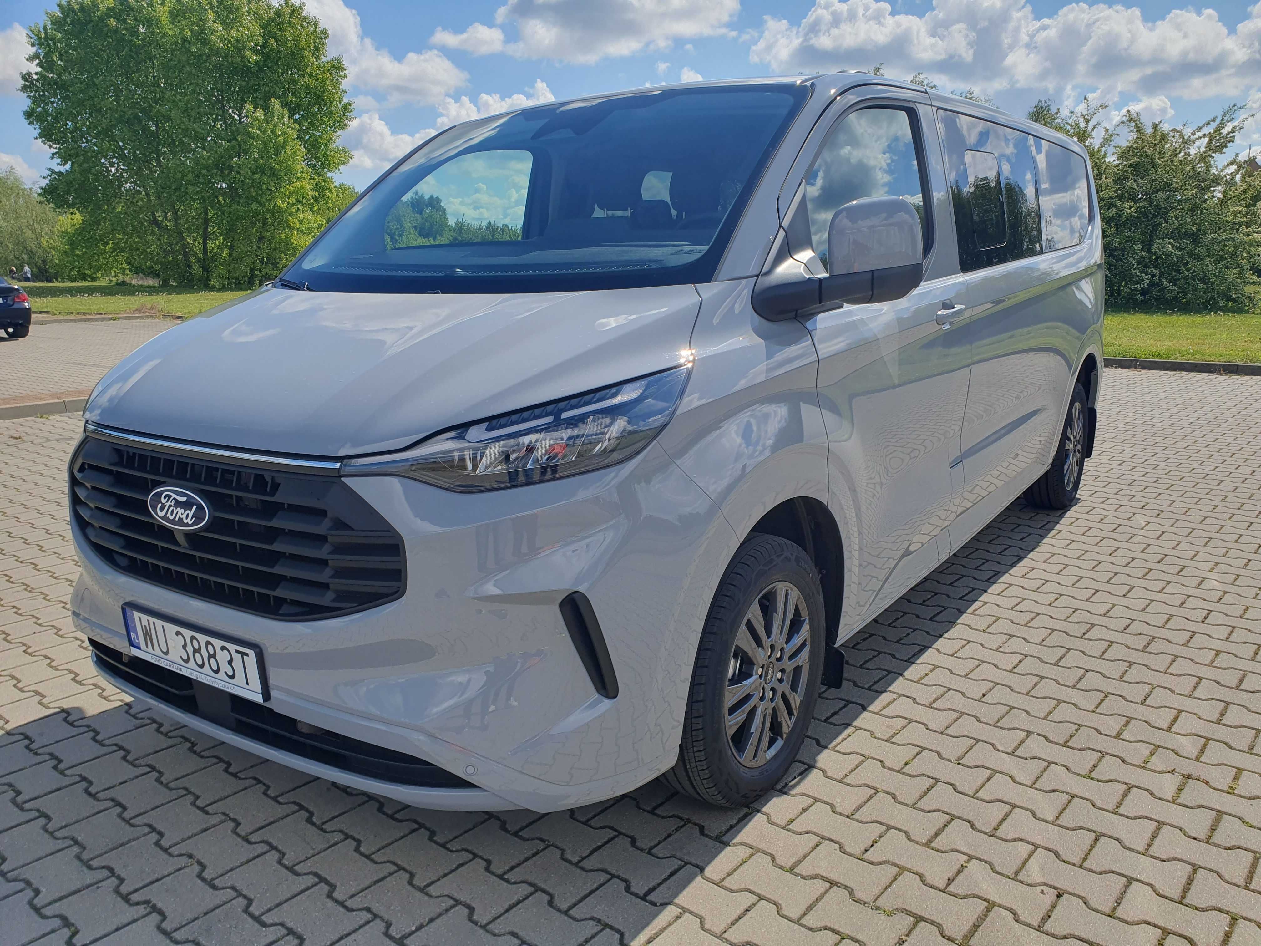 Wynajem Busa 9 osobowego Ford Transit Custom Long 2025r.