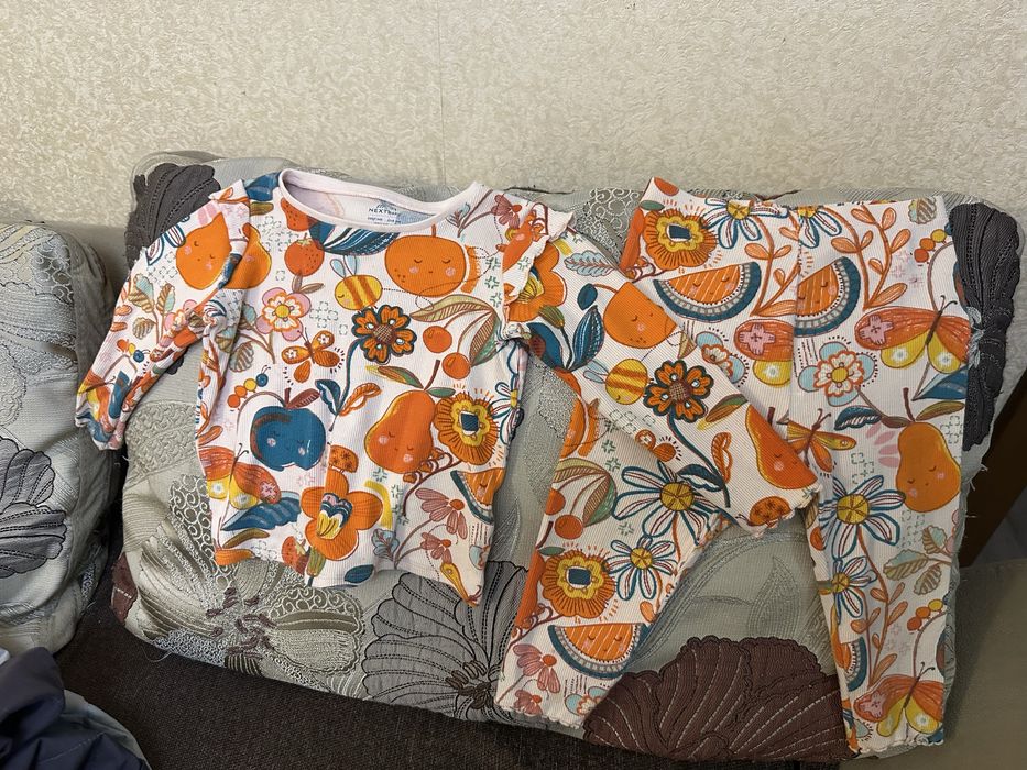 Костюм в рубчик Next