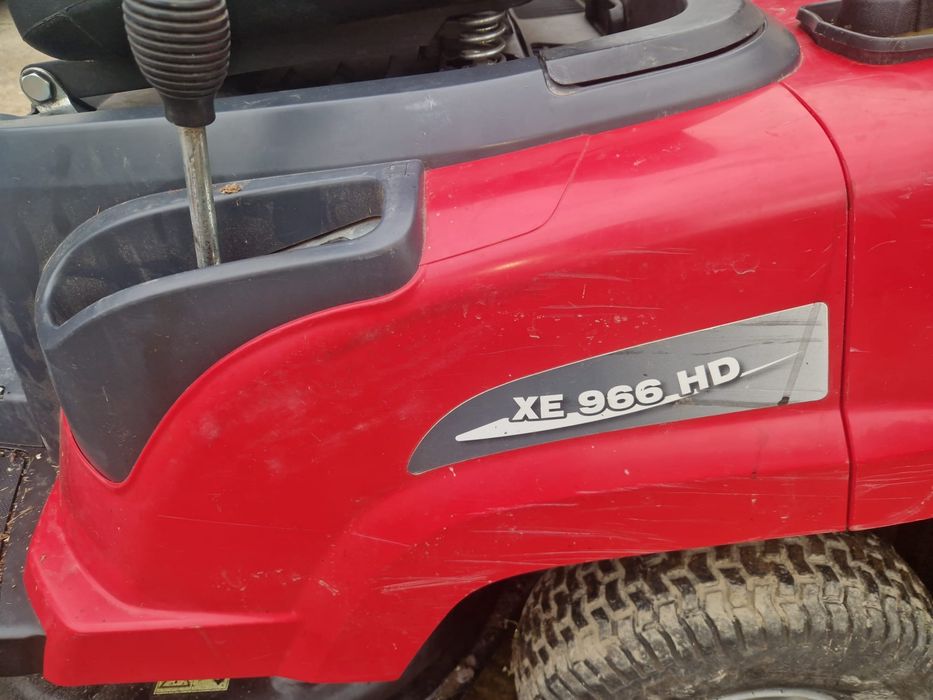 Kosiarka Castelgarden traktorek XE966HD