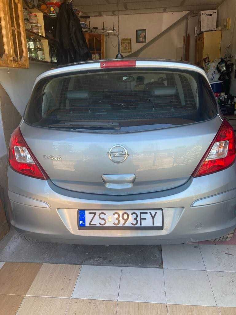 Opel Corsa D 1,2 benzyna 4 cylindry