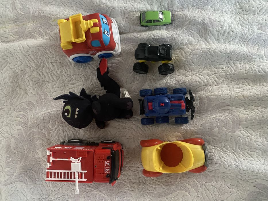 Brinquedos Carros Dragao de peluche