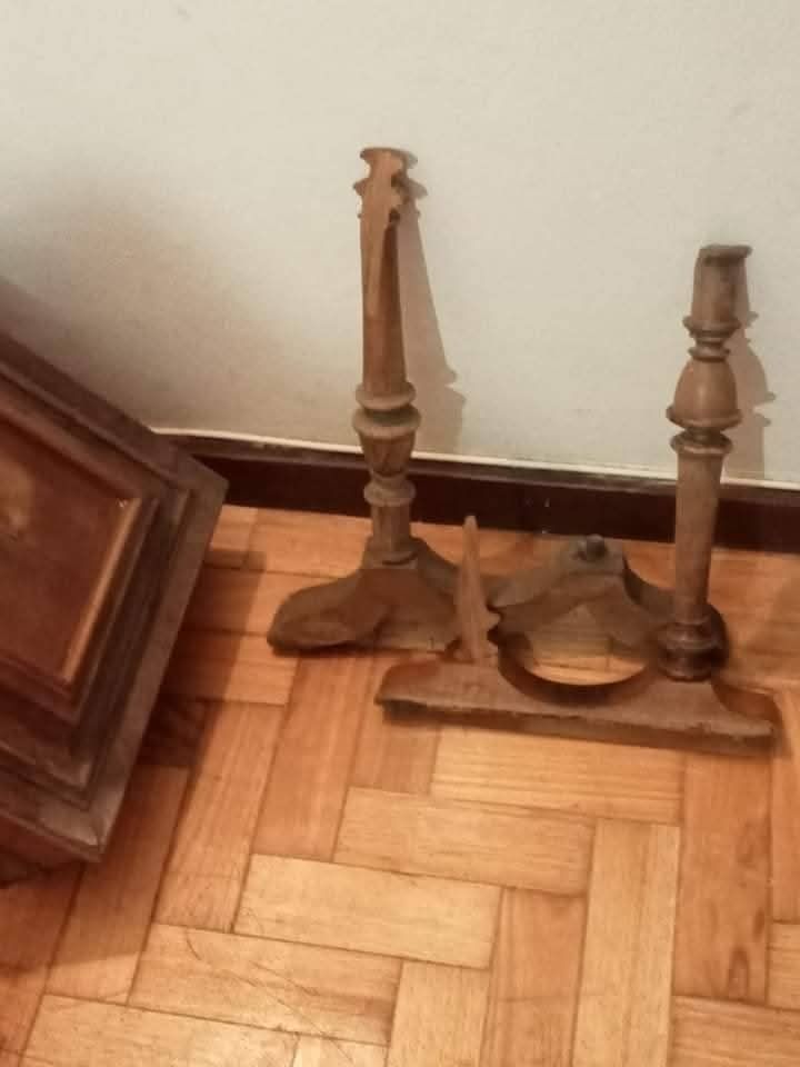 Costureirinha centenária para restauro