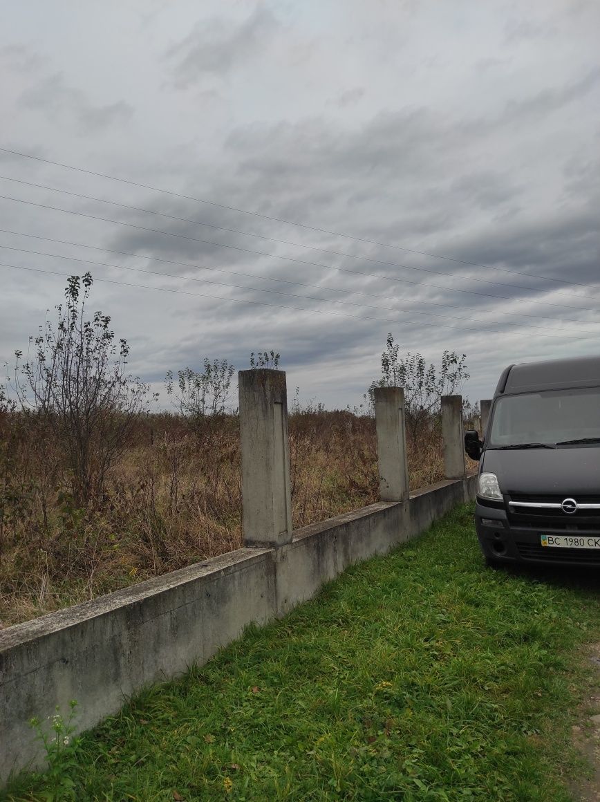 Ділянка 19 соток с. Слобідка