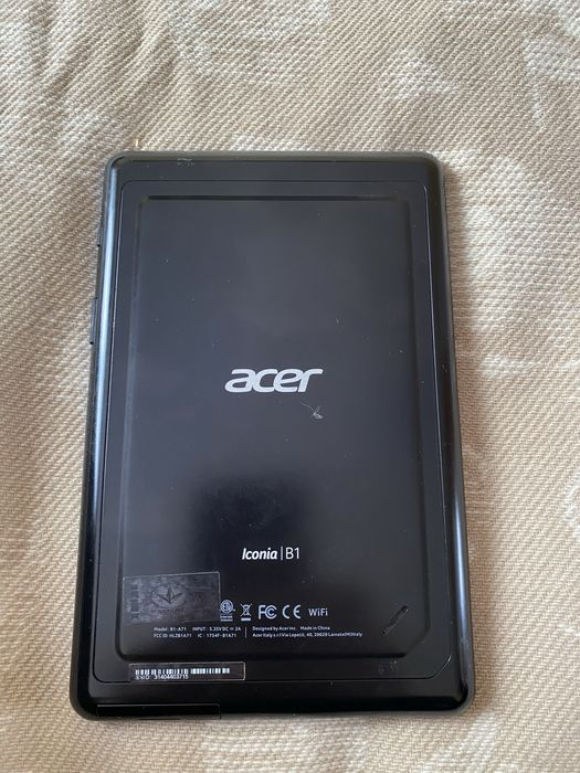 Планшет Acet Iconia