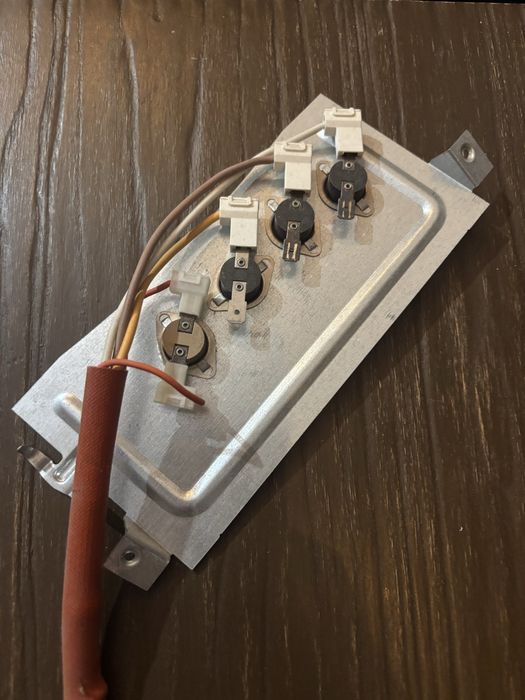 Grzałka do suszarki Indesit YTCM087BEU diody