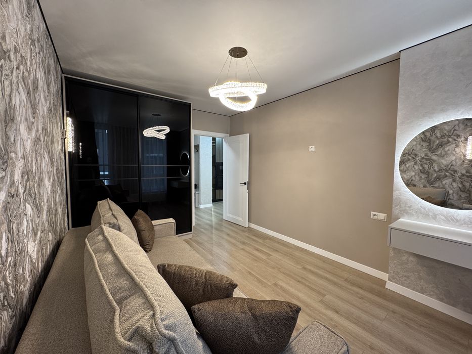 Продам вишукану 2-кімнатну квартиру ЖК Паркова Алея