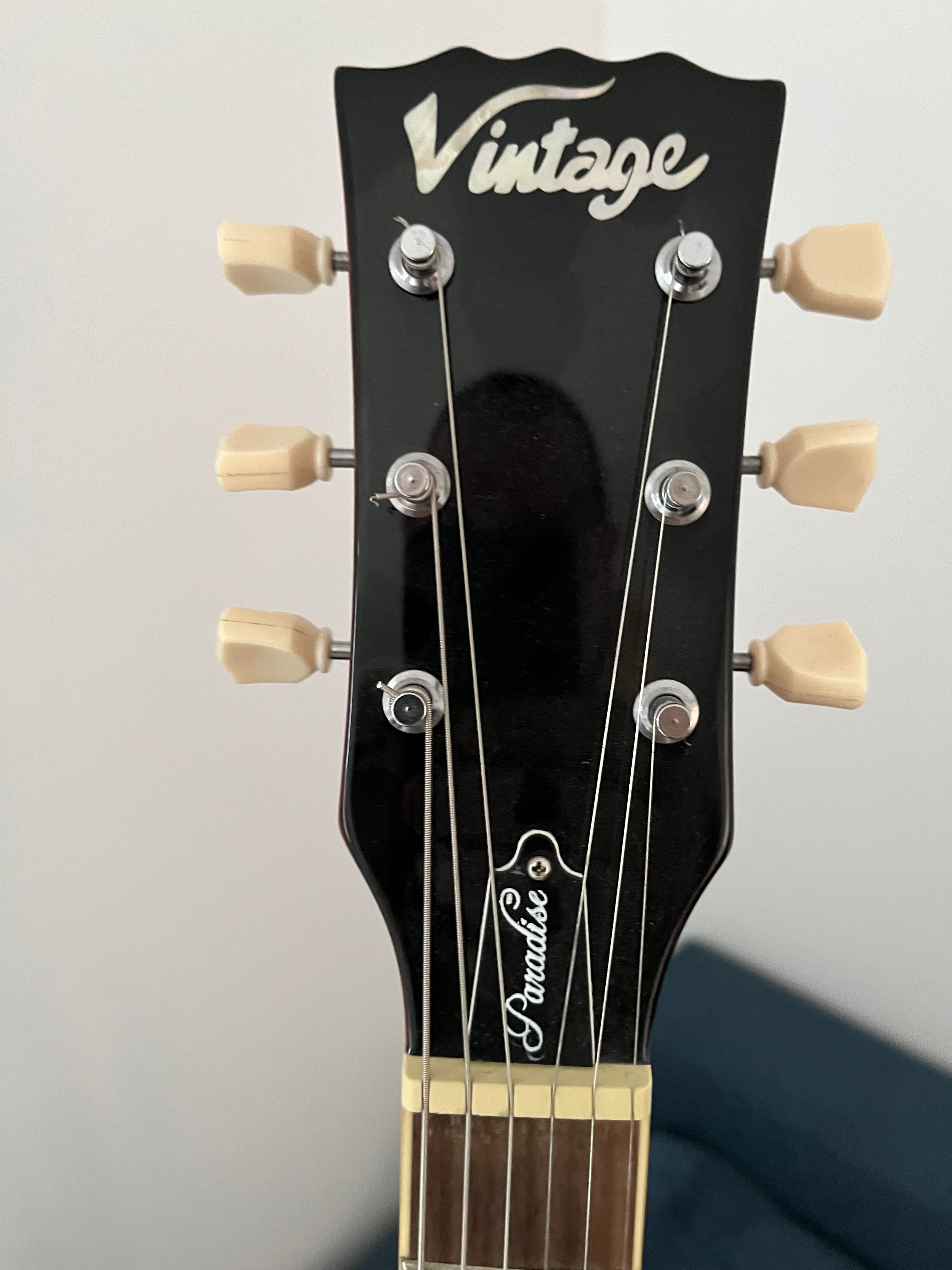 Gitara elektryczna Vintage V100AFD + gratisy