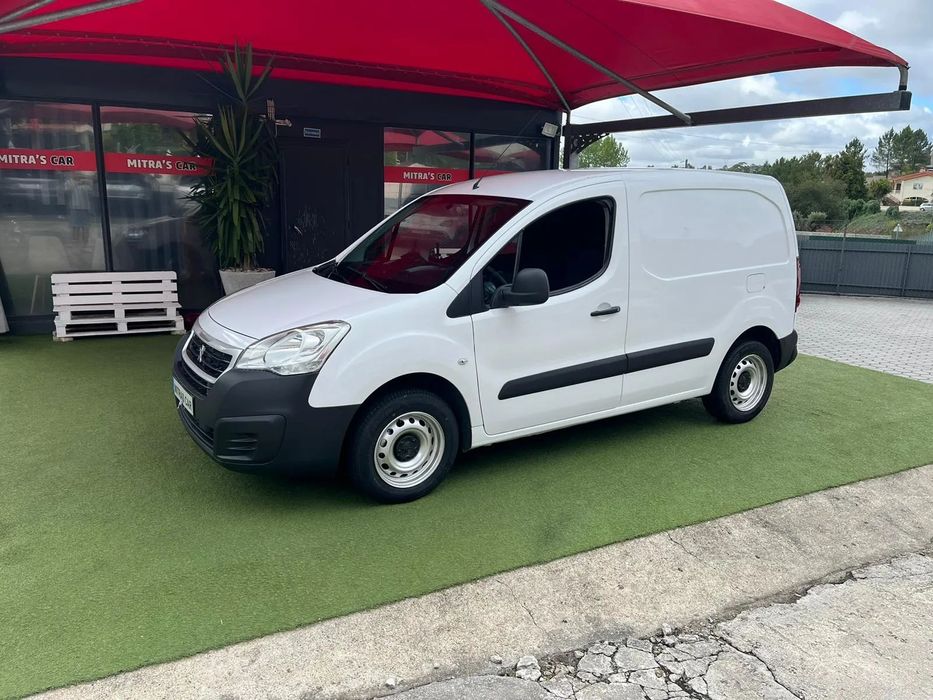 Peugeot 1.6 HDI | 3 Lug. | IVA Dedutível