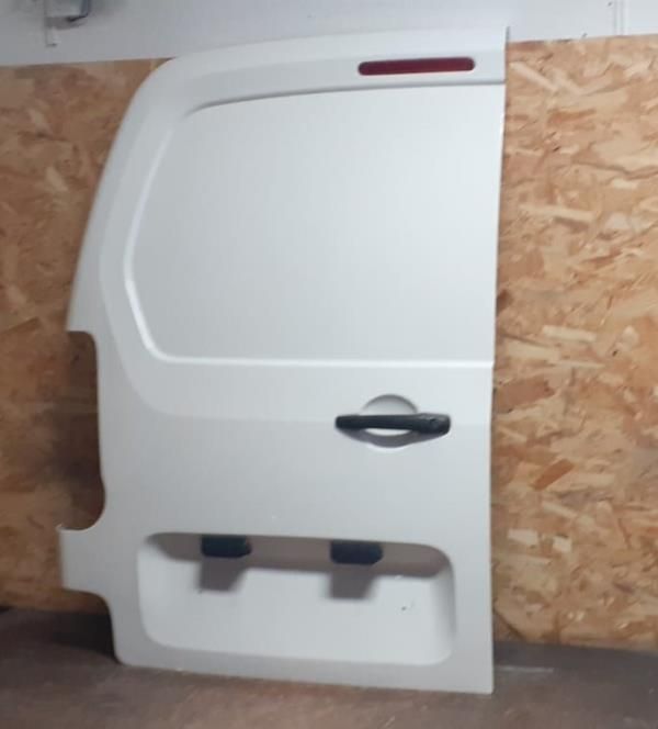 Porta Trás Esq Peugeot Partner Caixa