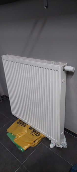 Sprzedam grzejnik 900x900x100