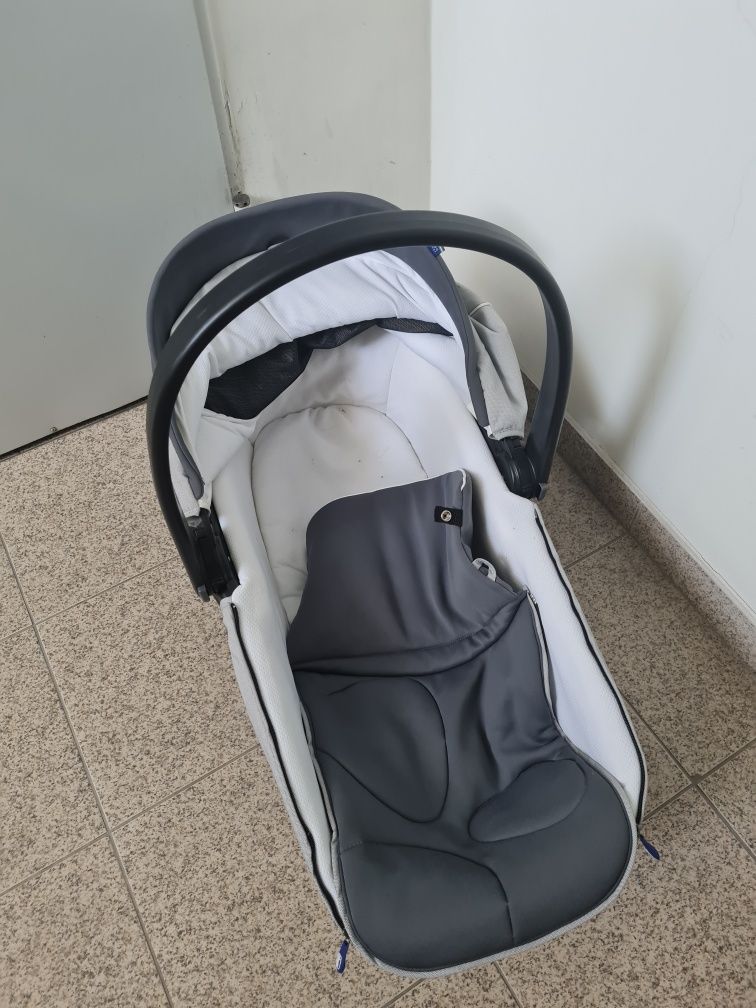 Trio Chicco babycoque