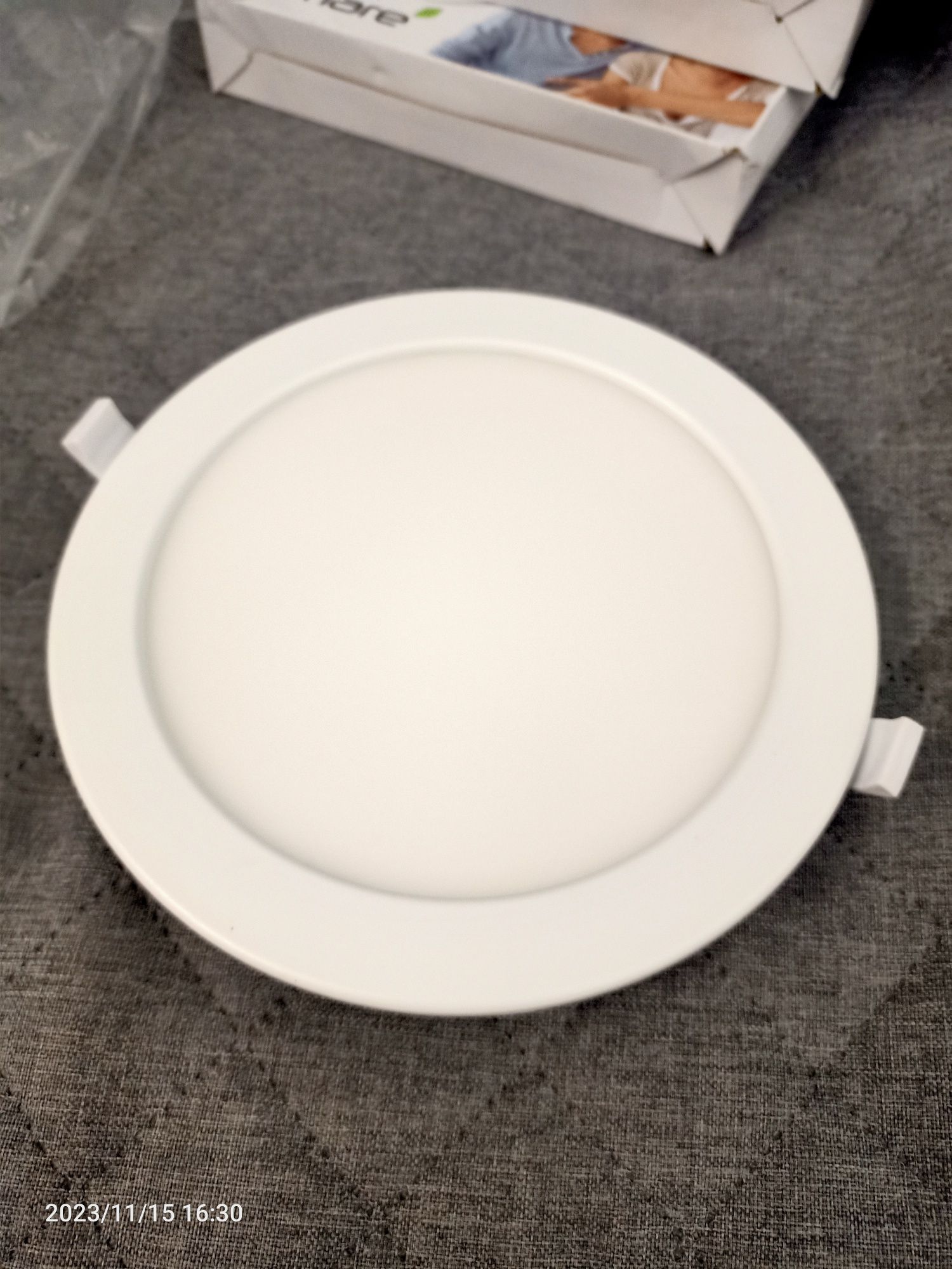 Lampy LED wpuszczane