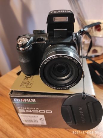 Фотоаппарат, фотокамера FujiFilm FinePix S4500. Хорошее состояние