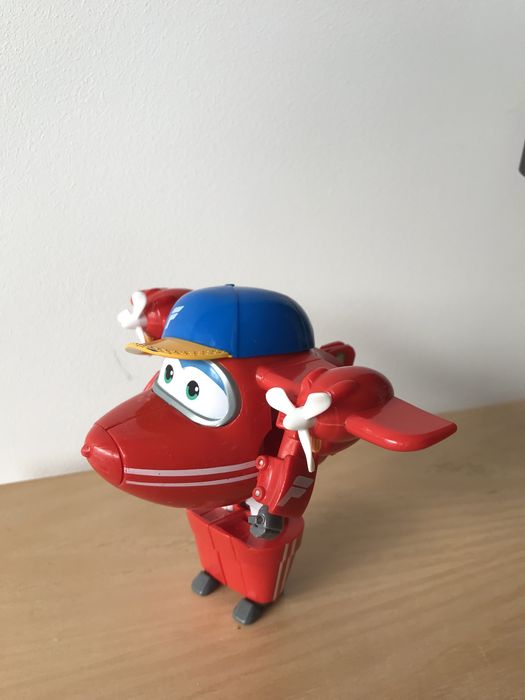 Flip z Super Wings figurka transformująca samolot robot 2w1