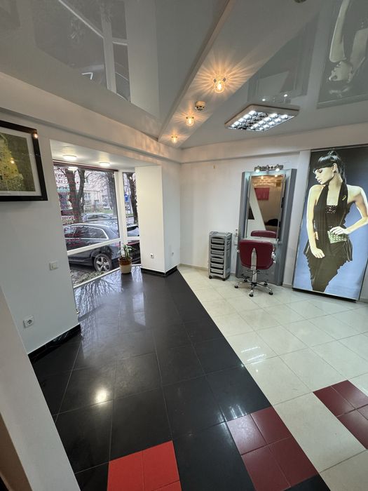 Оренда комерційного приміщення по вул.Генерала Шухевича