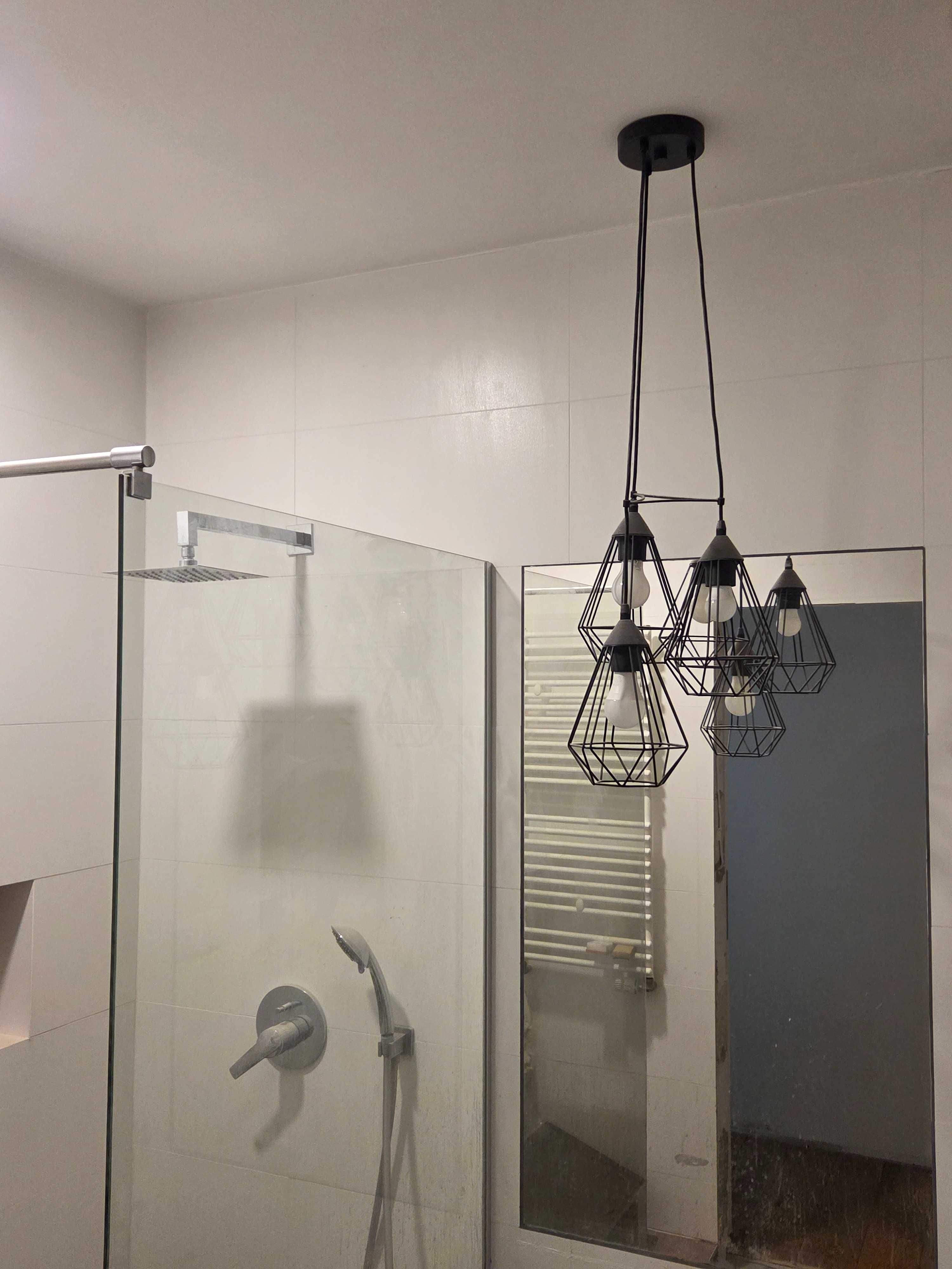 Nowoczesne 3 wiszące lampy do łazienki/salonu/pokoju