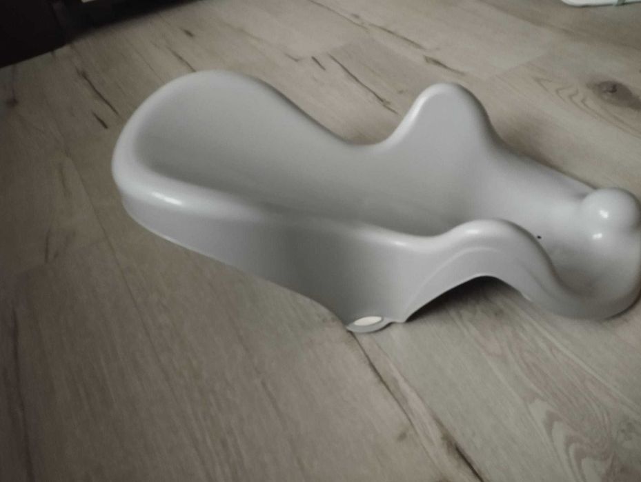 Leżaczek do wanienki